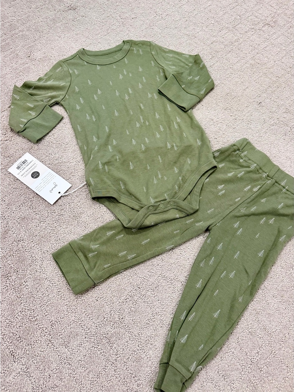 Goumi Green Baby Pajama Set - Long Sleeve Bodysuit & Pants
